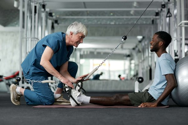 How Can Customized Training Programs Benefit Athletes with Chronic Injuries?